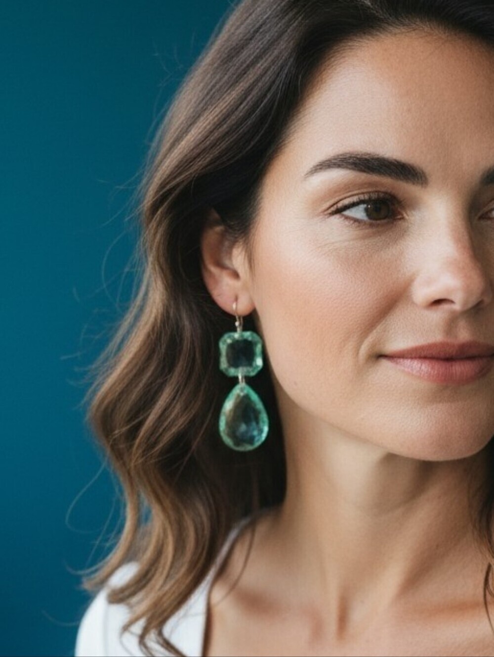 Elegant Green Crystal Drop Earrings - Women Jewelry